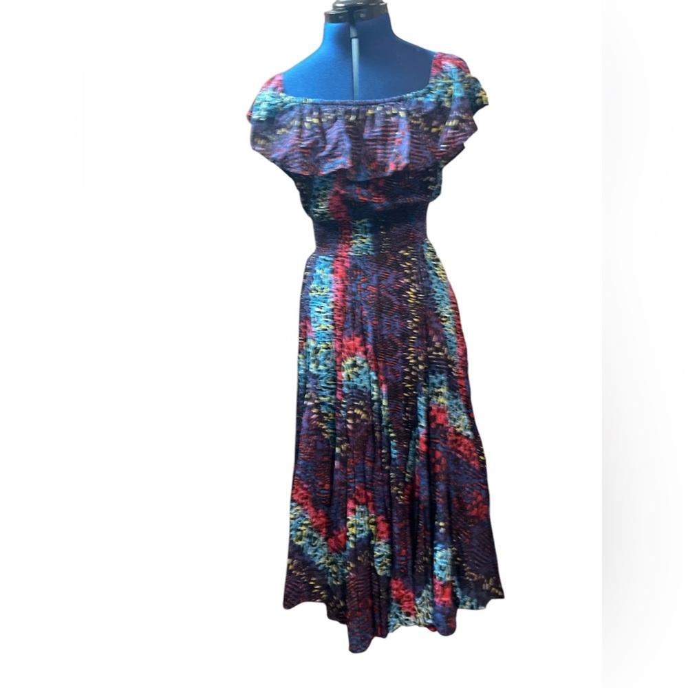 Beautiful spring dress by Chelsea and Theodore. sz S